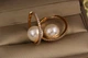 Серьги Xuping Jewelry колечко с жемчужиной 2.3 см золотистые - изображение 3