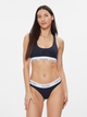 Komplet bielizny damskiej (top + majtki tanga) Calvin Klein Underwear 000QF6703E-0PP M Czarny (8720107899278) - obraz 1