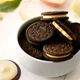 Печенье сэндвич Oreo Peach Oolong Персик и чай Улун 97г - изображение 2
