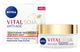 Крем для обличчя Nivea Vital LSF 30 з екстрактом сої денний 50 мл (4005900372345) - зображення 1