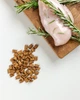 Хрустящие лакомства Savory Snack Подушечки для поощрения кошек контроль шерстяных шариков 60 г (4820232631485) - изображение 5