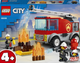 Zestaw konstrukcyjny LEGO City Wóz strażacki z drabiną 88 elementów (60280) - obraz 1