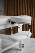 Стаціонарний масажний стіл RemMed КR-10 White - зображення 2