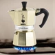 Биалетти гейзерная кофеварка Moka Express Gold, для кофе, на 3 чашки, Золотистая, алюминий, для плиты - изображение 1