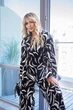 Женский летний костюм Fashion с вырезом на спине 50/52 черный - изображение 2