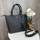 Женская сумка с брелком венчиком Guess черная эко-кожа стильная сумка для повседневного использования сумка на - изображение 2