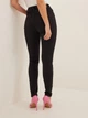 Джинсы Skinny женские NA-KD 1660-000121-0002 36 Черные (7325942872601) - изображение 2