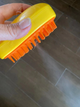 Паровая щетка массажер спрей 3 в 1 Pet Spray Massage Brush для вычесывания собак и кошек с паровым распылителем Желтая (D-2019091630) - изображение 8
