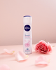 Набір косметики для догляду Nivea Care & Roses Антиперспірант-спрей 150 мл + Гель для душу 250 мл + Молочко для тіла 250 мл (9005800363608) - зображення 7