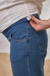 Вільні легкі джинси Mom для вагітних Sheldon denim L Юла Мама Блакитний - зображення 6