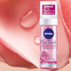 Набір для жінок Nivea Rose Touch Гель-крем для обличчя 50 мл + Пінка для обличчя 150 мл + Тканинна маска 1 шт (9005800361611) - зображення 5