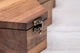 Сотовый органайзер подставка для наручных часов с именем логотипом EcoWalnut Сотовая шкатулка для 10 часов с деревянной крышкой - изображение 5