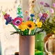 Конструктор BauTech Букет полевых цветов Wildflower Bouquet 939 деталей Разноцветный (1014-143-00) - изображение 5
