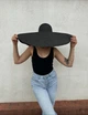 Солом'яний капелюх жіночий сонцезахисний для фотосесії з широкими полями колір чорний (55-58) - изображение 2