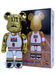 Статуетка Bearbrick x Michael Jordan 1992 x Team USA Gold Chrome 400% 28 см Medicom Toy НБА Баскетболіст - зображення 1
