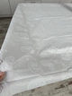 Скатертина вінілова з ажурним малюнком 140*220 см 1507-w-4 - зображення 3