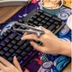 Щипці для снеків (багаторазові палички для їжі на пальці) "Чисті руки" (WOW) - зображення 4