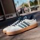 Женские кеды низкие Adidas Vl Court 3.0 IH4809 38 (5UK) 23.5 см Vl Court 3.0 Owhite/Nindig/Gum10 (4067888189926) - изображение 4