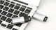Флеш память USB Verbatim Secure Pro 64GB USB 3.2 Gen1 Silver/Black (98666) - изображение 3