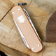 Складаний ніж-брелок VICTORINOX Classic Alox Fresh Peach 5 функцій 4 см, нержавіюча сталь X50CrMoV15 - зображення 6