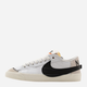 Жіночі кеди низькі Nike Blazer Low 77 Jumbo Wmns DQ1470-101 38.5 Білі (195866296664) - зображення 1