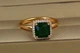 Кольцо Xuping Jewelry Пирамида с зеленым камнем р 17 золотистое - изображение 1