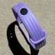 Ремешок силиконовый MRK 3D светло-фиолетовый для фитнес браслета Xiaomi Mi Band 5/6 с металлической кнопкой 3D светло-фиолетовый (mrk3715) - изображение 3