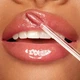 Сияющий блеск для губ Kiko Milano JOYFUL HOLIDAY DIAMOND PEARLS LIPGLOSS - 01 Rose Dream - изображение 4