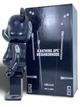 Статуетка Bearbrick x BAPE x Neighborhood 400% 28 см Акула Medicom Toy в костюмі. - зображення 3