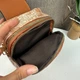 Детская мини-сумочка на плечо для девочек из экокожи с брелоком и игрушкой (DAA3C6FE6BAB) - изображение 3