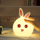 Дитячий нічник силіконовий Кролик Rabbit-Lamp нічна LED лампа на акумуляторі 5 кольорів підсвічування біло-рожевий - зображення 2
