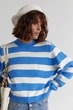 В'язаний джемпер oversize в смужку - синій цвет, S - изображение 6