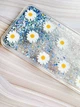 Чохол з плаваючими срібними блискітками на Samsung Galaxy S24 FE Фон ромашки (принт 41) - зображення 2