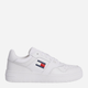 Sneakersy męskie skórzane Tommy Jeans EM0EM01395-YBR 42 Białe (8720646024957) - obraz 1