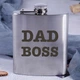 Фляга сталева "Dad boss", англійська, Дерев'яна подарункова коробка з гравіюванням - зображення 2