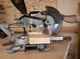 Пила торцювальна мережева Black&Decker BES710 - зображення 3