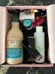 Набор косметики для лица и тела в подарочной коробке Beauty box женская косметика по уходу Glossybox хайлайтер, гель для умывания, масло для лица, крем дезодорант, кондиционер для волос премиум (080820) - изображение 1