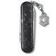 Ніж Victorinox Classic SD Brilliant Carbon + брелок-лого (0.6221.90) - зображення 3