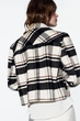 Клітчаста куртка - піджак з накладними кишенями zara - хс - зображення 3
