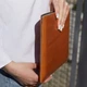 Шкіряний чохол для MacBook Air 13" 2018-2025 INCARNE Gamma Plus Коньяк - зображення 4