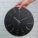 Часы настенные бесшумные Losso Premium MODERN CM-30 черные (серебристые цифры) - изображение 3