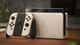 Konsola Nintendo Switch OLED Black and White (0045496453459) - obraz 6