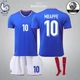 Комплект футбольна форма дитяча Lion SPORT Mbappe (Мбапе) 10 з гетрами (розмір 34-38) Збірна Франції, сезон 24/25, 24 розмір, ріст 130-140 см, синя з білим - зображення 1