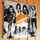 Декоративное зеркало "Группа KISS" подарок для фанатов хард-рок музыки, хеви-метал, музыкантов, украшение бара, клуб студию - изображение 1