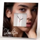 Часы "Певица Дуа Липа. Dua Lipa" для фанатов, поп музыка, украшение интерьера в спальню, кафе, караоке - изображение 1