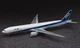 Збірна модель 1/200 літак Boeing B777-300ER міжнародні рейси ANA Hasegawa 10718 - зображення 2
