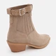 Женские ботильоны замшевые Ashoes Казаки 40 25.5 см Св.Бежевые (ROZ6501005079) - изображение 4