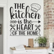 Вінілова наклейка Кухня серце будинку 49х50см (The kitchen is the heart) Happy Pocket Чорний матовий (HP-072S-070M) - зображення 1