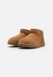 Женские угги UGG Classic Ultra Mini Chestnut Коричневый 36 1116109 - изображение 2
