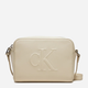 Torebka crossbody damska Calvin Klein K60K612726 Beżowa (8720639563579) - obraz 1